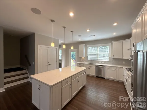 $3,900 | 17023 Soho Drive, Charlotte, NC 28204