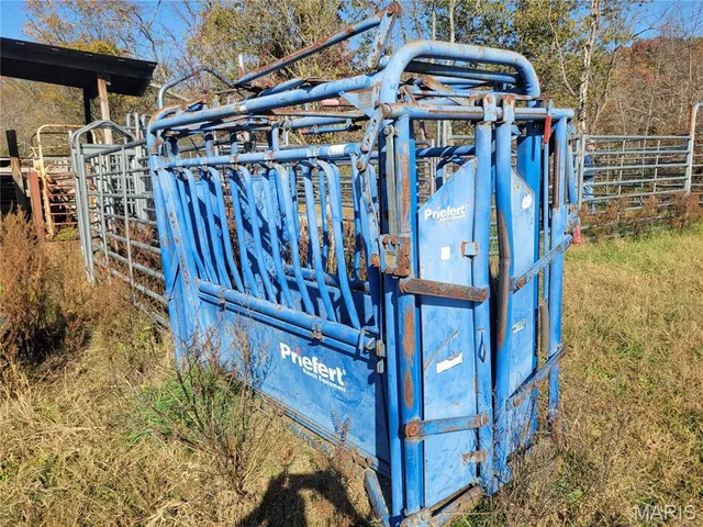 $2,150,000 | 319 County Road, Ellington, MO 63638