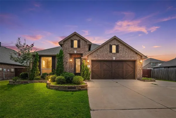 $410,000 | 512 Carnation Lane, Mansfield, TX 76063