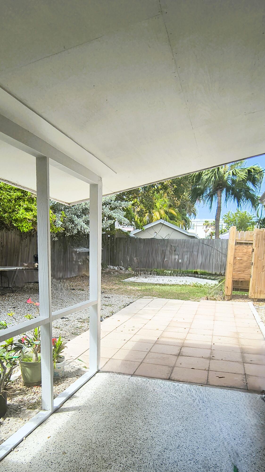3011 Riviera Drive Key West, FL 33040 - Photo 21 of 29 Covered patio