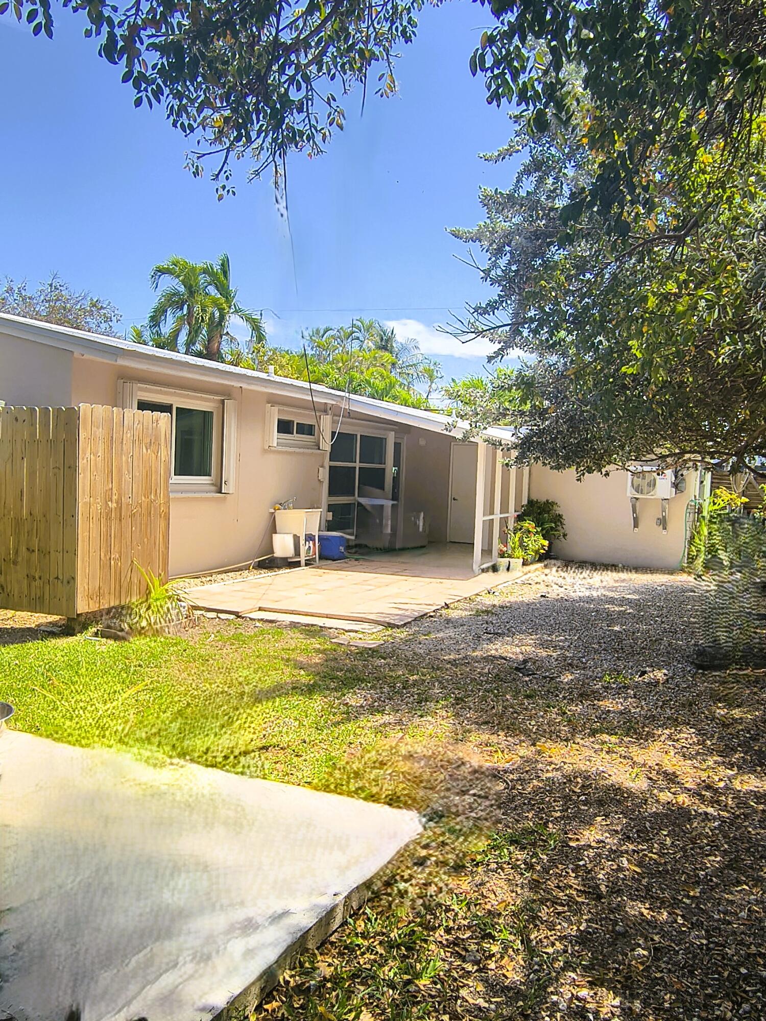 3011 Riviera Drive Key West, FL 33040 - Photo 22 of 29 Backyard/covered patio