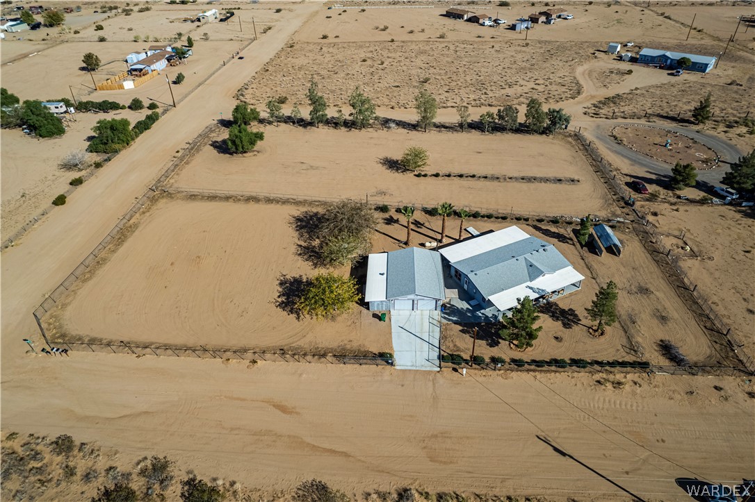 828 Ligurta Road Golden Valley, AZ 86413 - Photo 4 of 53 Gallery Image 4