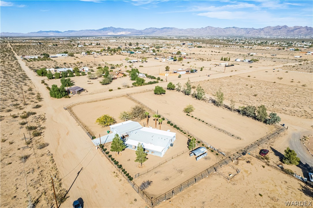 828 Ligurta Road Golden Valley, AZ 86413 - Photo 10 of 53 Gallery Image 10