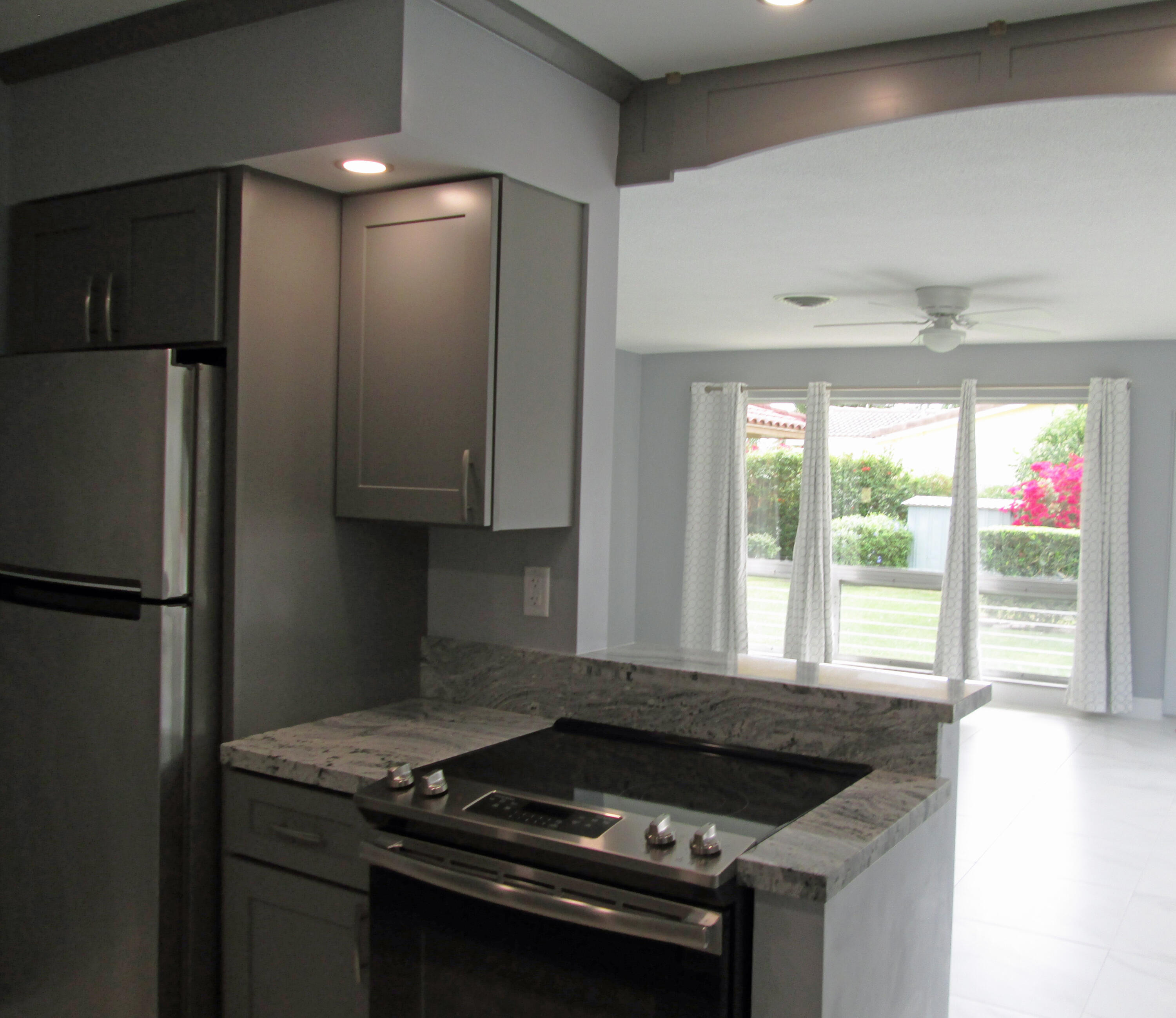 1911 Northeast 27th Court, Unit 13 Lighthouse Point, FL 33064 - Photo 31 of 48 IMG_2801