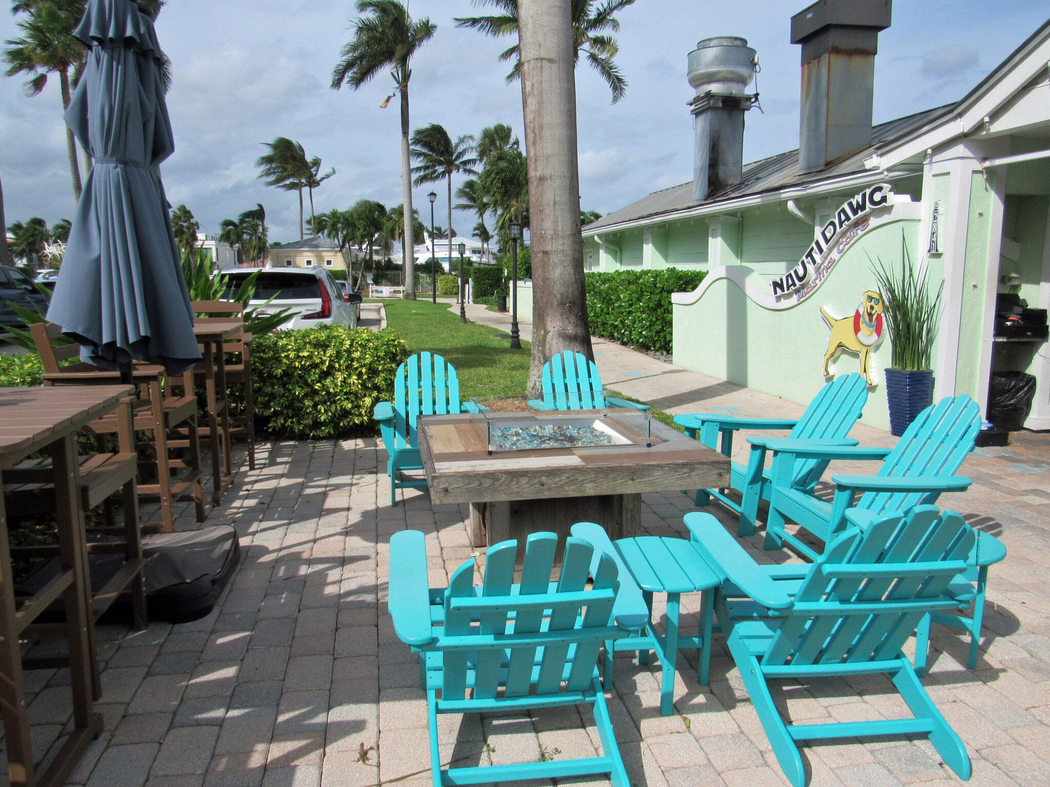 1911 Northeast 27th Court, Unit 13 Lighthouse Point, FL 33064 - Photo 45 of 48 Lighthouse Point 045