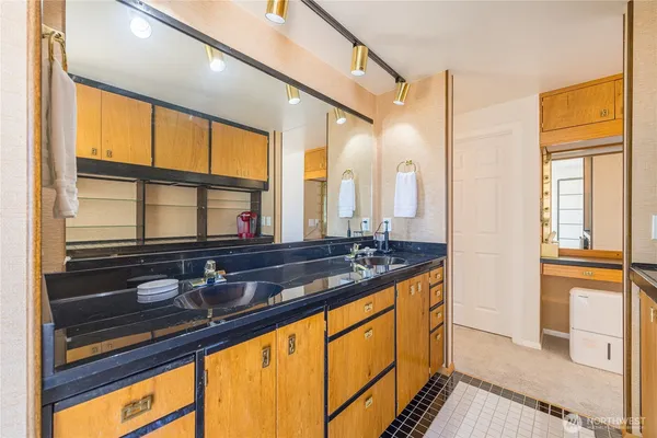 $695,000 | 382 Discovery Way, Sequim, WA 98382