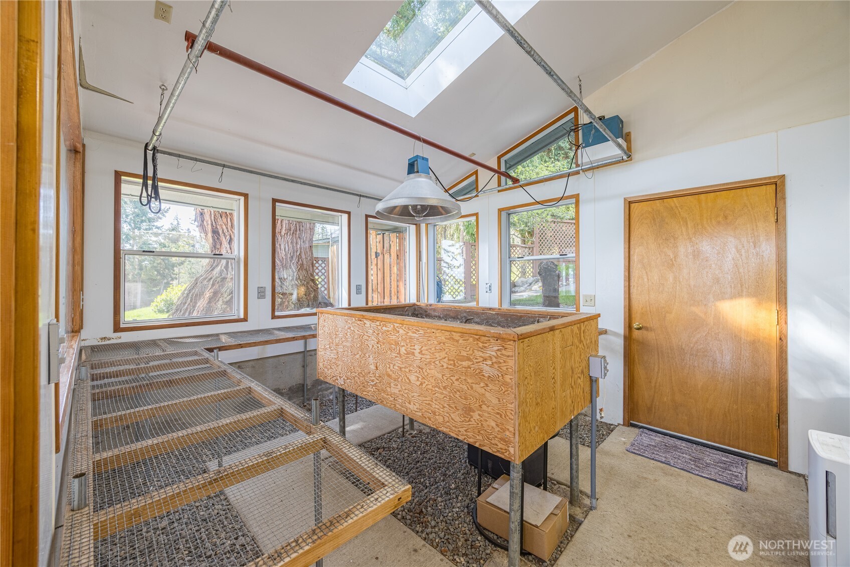 382 Discovery Way Sequim, WA 98382 - Photo 36 of 40 a view of balcony with furniture