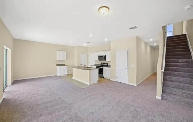 $2,250 | 2269 Litchfield Loop, DeLand, FL 32720