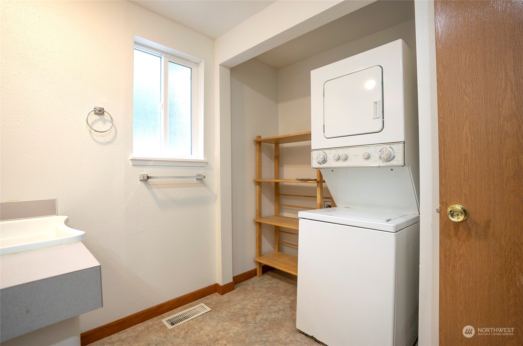 8908 Key Peninsula Highway Northwest Lakebay, WA 98349 - Photo 17 of 37