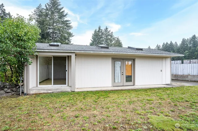 $464,900 | 8908 Key Peninsula Highway Northwest, Lakebay, WA 98349