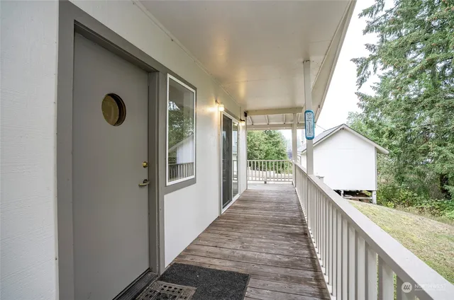 $464,900 | 8908 Key Peninsula Highway Northwest, Lakebay, WA 98349