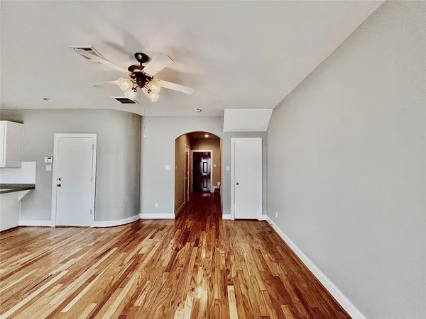 $2,125 | 3731 Main Poplar Drive, Houston, TX 77025