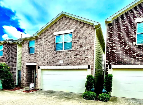 $2,125 | 3731 Main Poplar Drive, Houston, TX 77025
