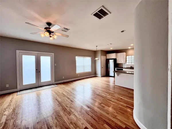 $2,125 | 3731 Main Poplar Drive, Houston, TX 77025