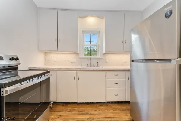 $1,700 | 74 Main Street, Unit 7, Califon, NJ 07830