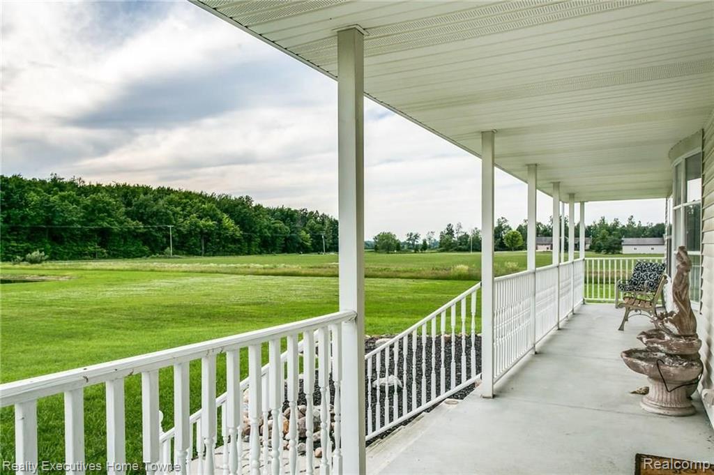 8168 Kilgore Road Avoca, MI 48006 - Photo 11 of 41