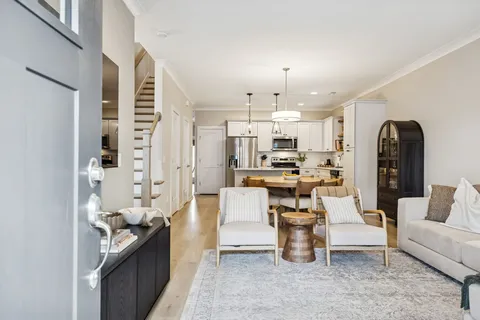 $394,990 | 969 Ashland Pl Drive, Nashville, TN 37218