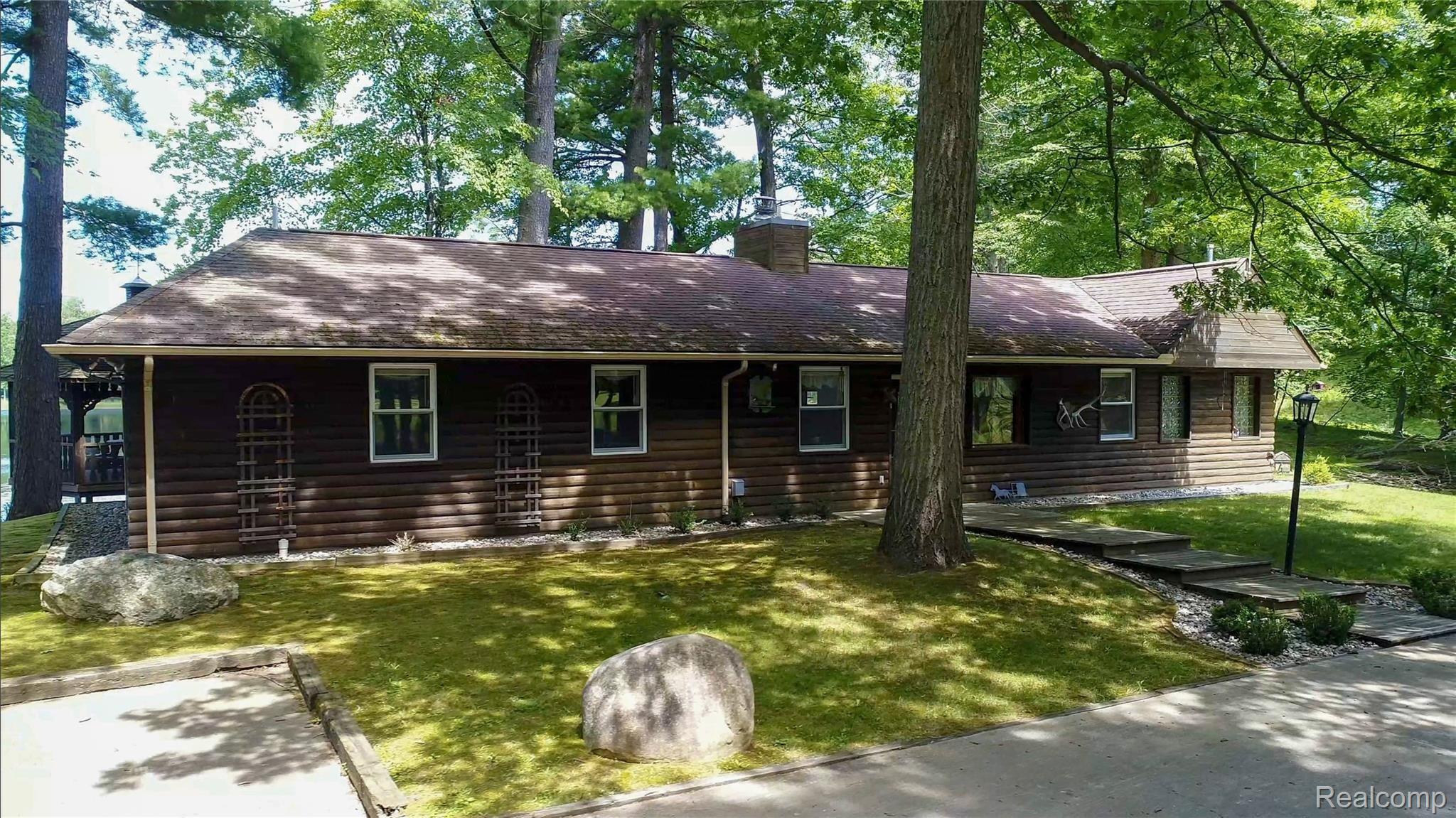 5181 Sargent Road Gladwin, MI 48624 - Photo 20 of 36 10.jpg
