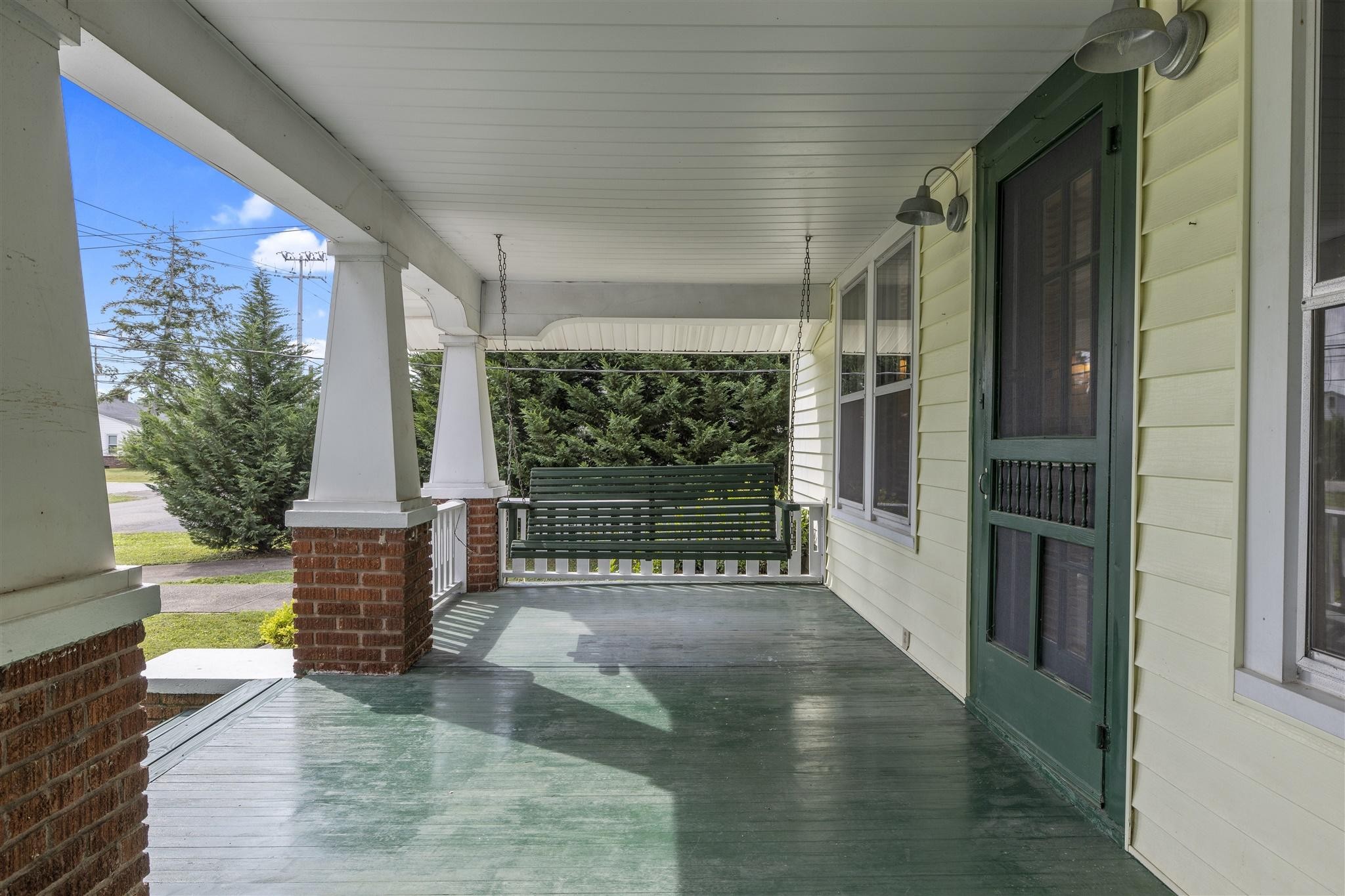 4911 Rowan Road Knoxville, TN 37912 - Photo 2 of 24 Gallery Image 2