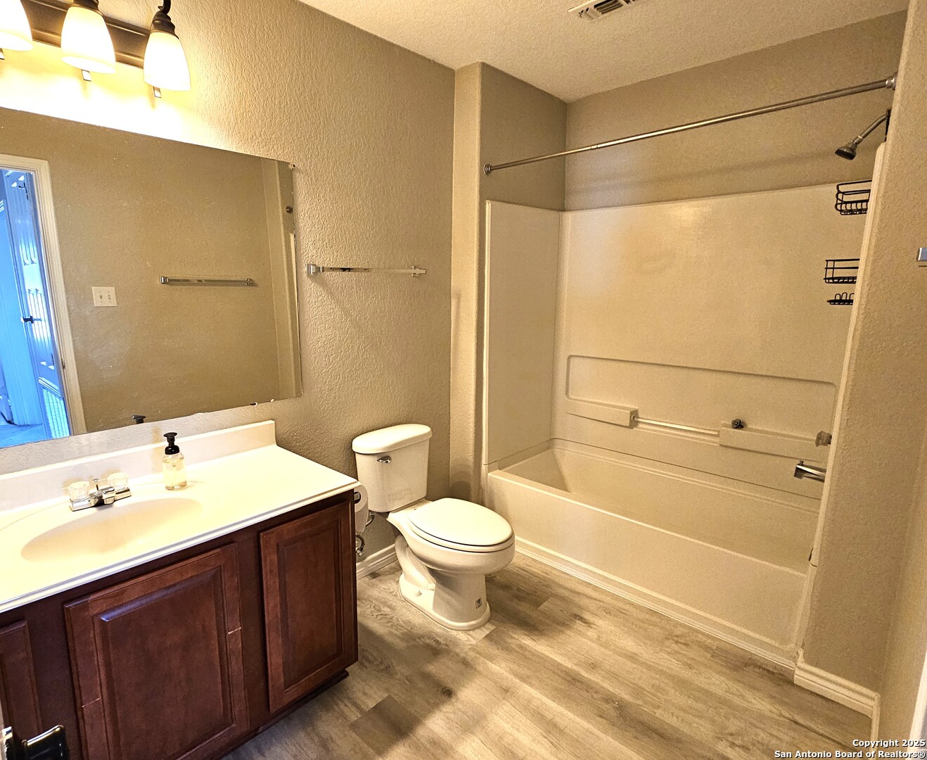 316 Julian Point Cibolo, TX 78108 - Photo 15 of 31