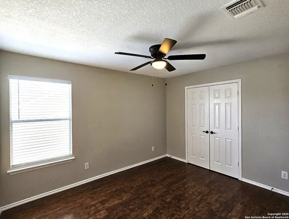 $2,300 | 316 Julian Point, Cibolo, TX 78108