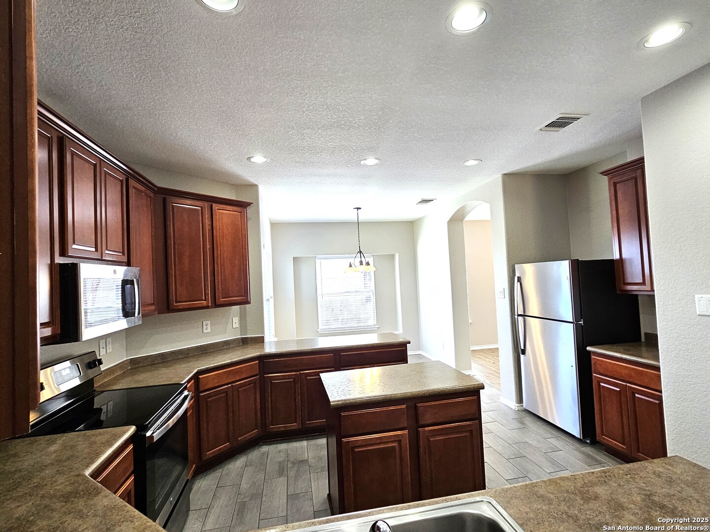 316 Julian Point Cibolo, TX 78108 - Photo 4 of 31