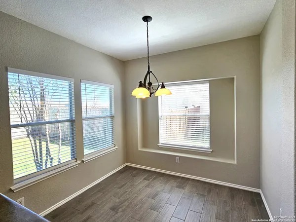 $2,300 | 316 Julian Point, Cibolo, TX 78108