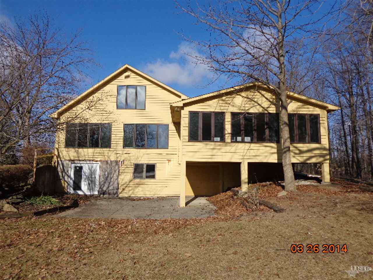 3909 Eggeman Road Fort Wayne, IN 46814 - Photo 2 of 25