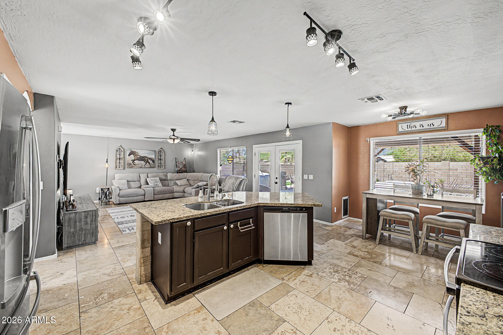 3763 South Chaparral Road Apache Junction, AZ 85119 - Photo 15 of 49 16-Chaparral