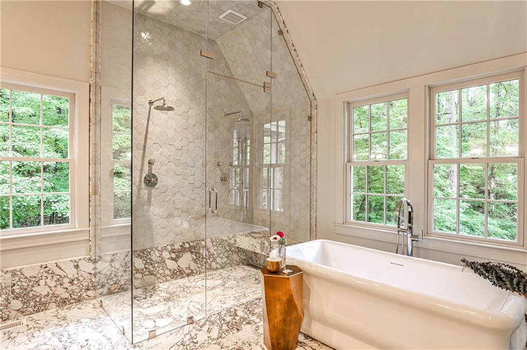 3990 Paces Ferry Road Northwest Atlanta, GA 30327 - Photo 26 of 63 a bath tub sitting next to a window