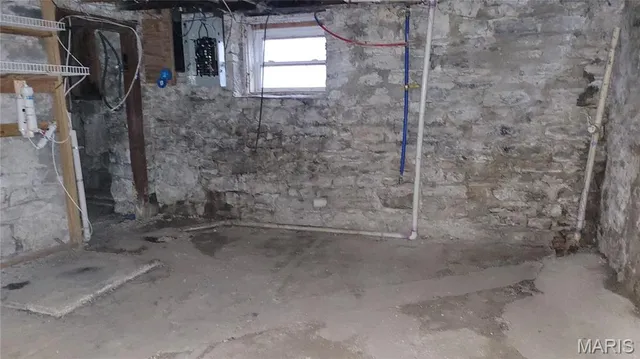 $74,900 | 3726 Osceola Street, St. Louis, MO 63116