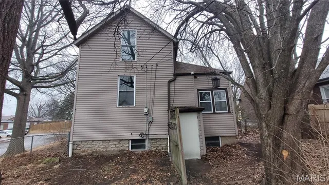$74,900 | 3726 Osceola Street, St. Louis, MO 63116