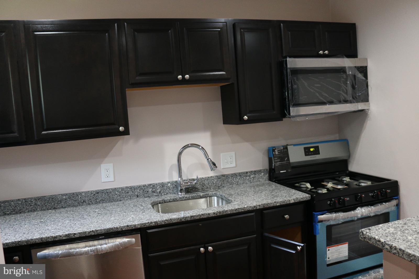 7708 Oxman Road Landover, MD 20785 - Photo 3 of 15 Kitchen