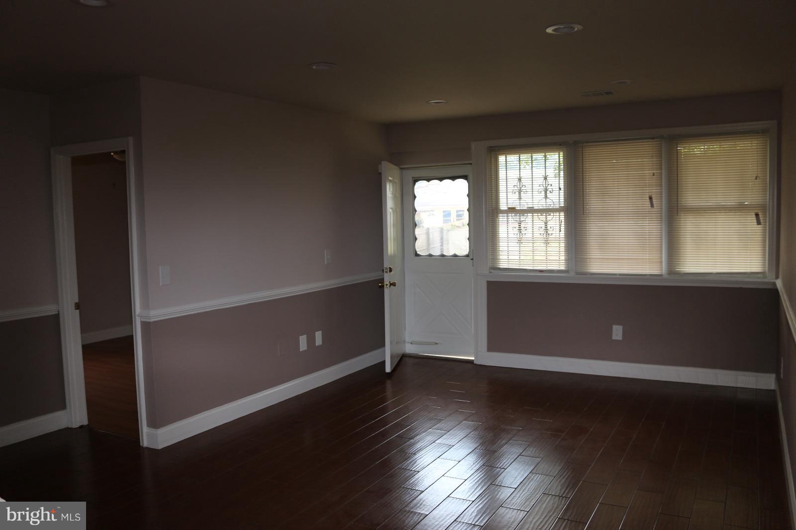 7708 Oxman Road Landover, MD 20785 - Photo 5 of 15 Living Room