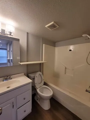 $319,000 | 3125 Illinois Street, Baytown, TX 77520