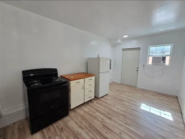 $319,000 | 3125 Illinois Street, Baytown, TX 77520