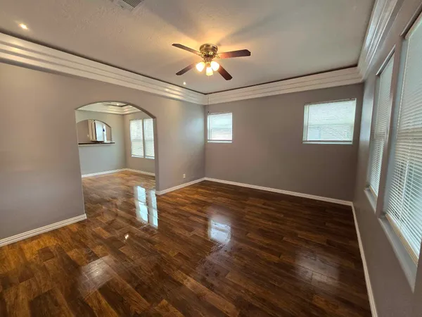 $319,000 | 3125 Illinois Street, Baytown, TX 77520