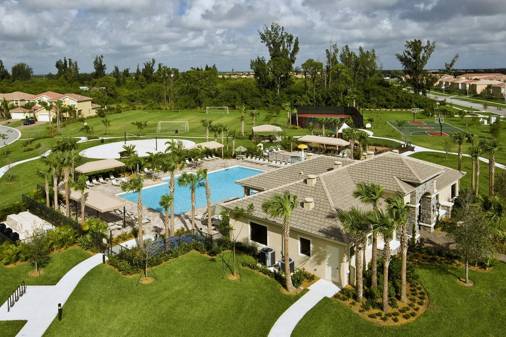 7850 Red Mahogany Road Boynton Beach, FL 33437 - Photo 26 of 40 Aerial of Clubhouse