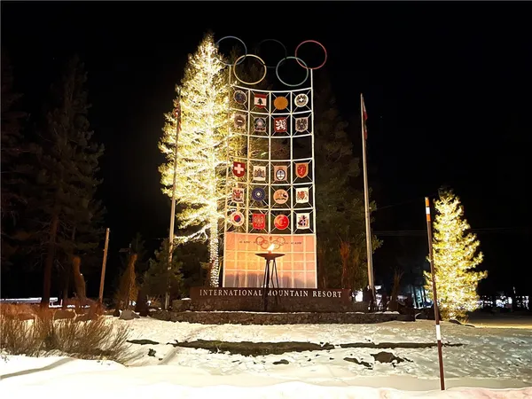 $1,275,000 | 400 Squaw Creek, Olympic Valley, CA 96146