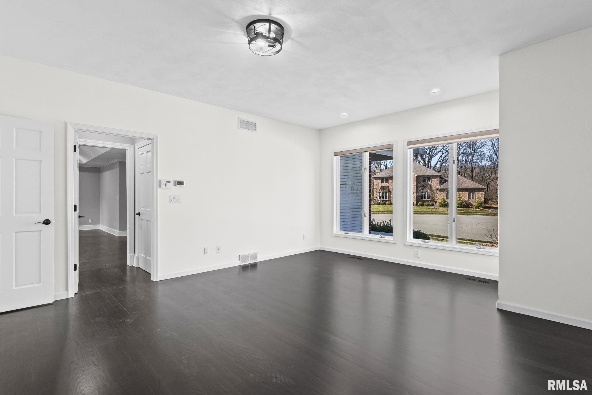 804 Fairfax Court Springfield, IL 62702 - Photo 15 of 61