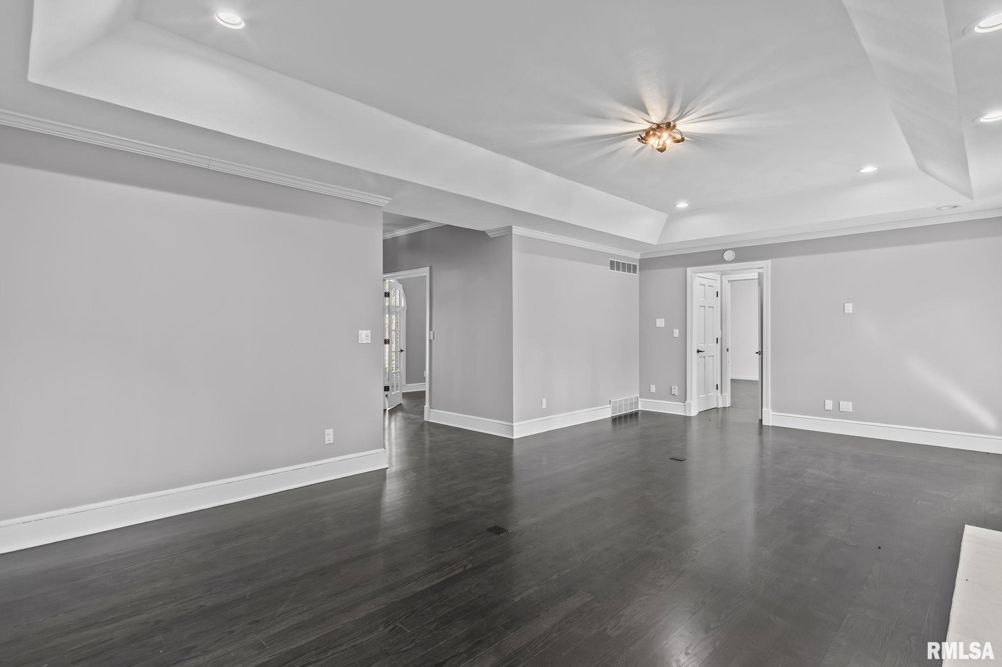 804 Fairfax Court Springfield, IL 62702 - Photo 18 of 61