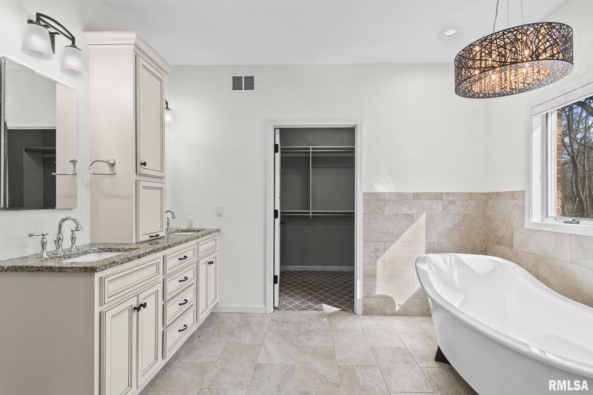 804 Fairfax Court Springfield, IL 62702 - Photo 20 of 61