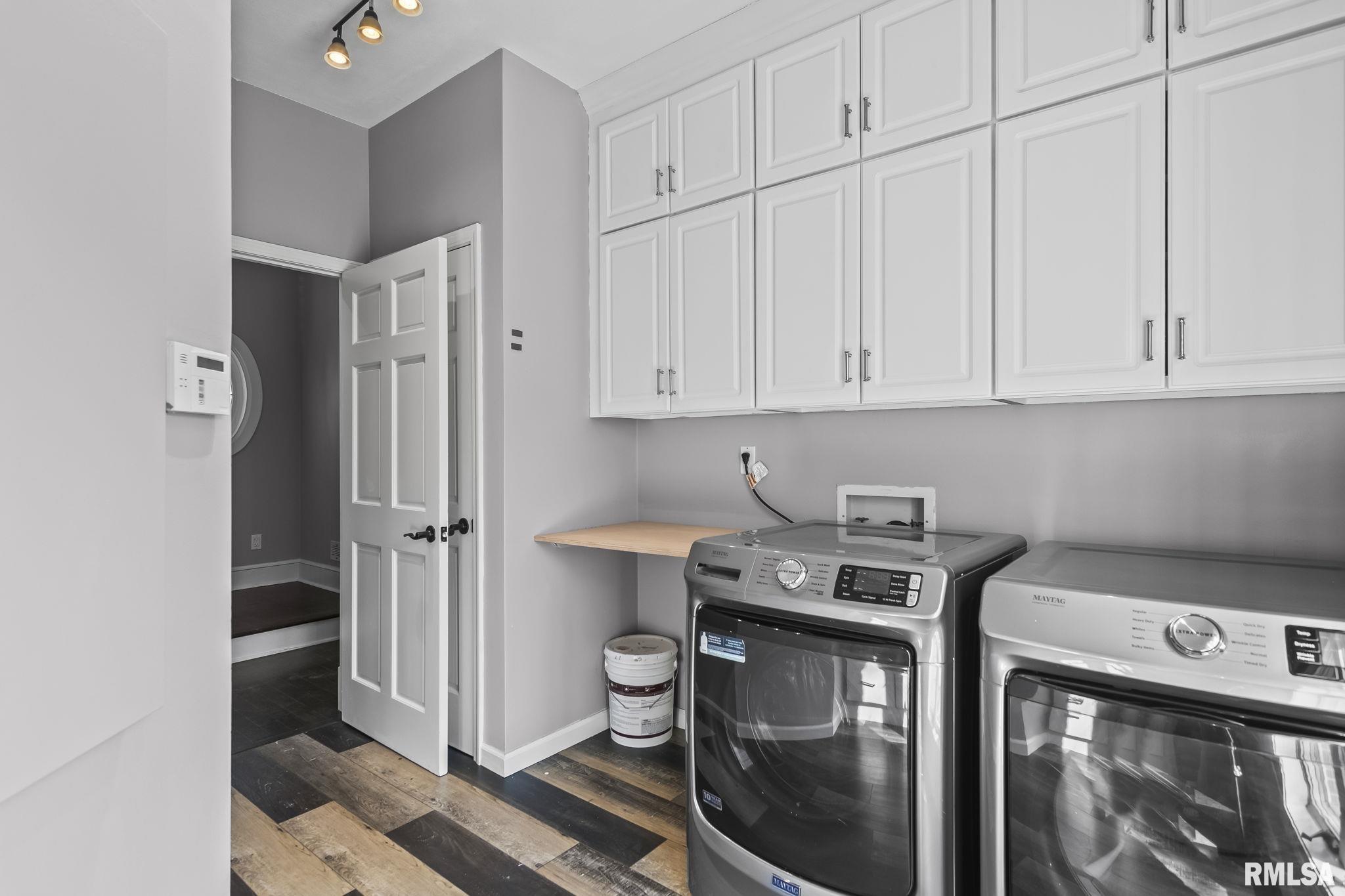 804 Fairfax Court Springfield, IL 62702 - Photo 23 of 61