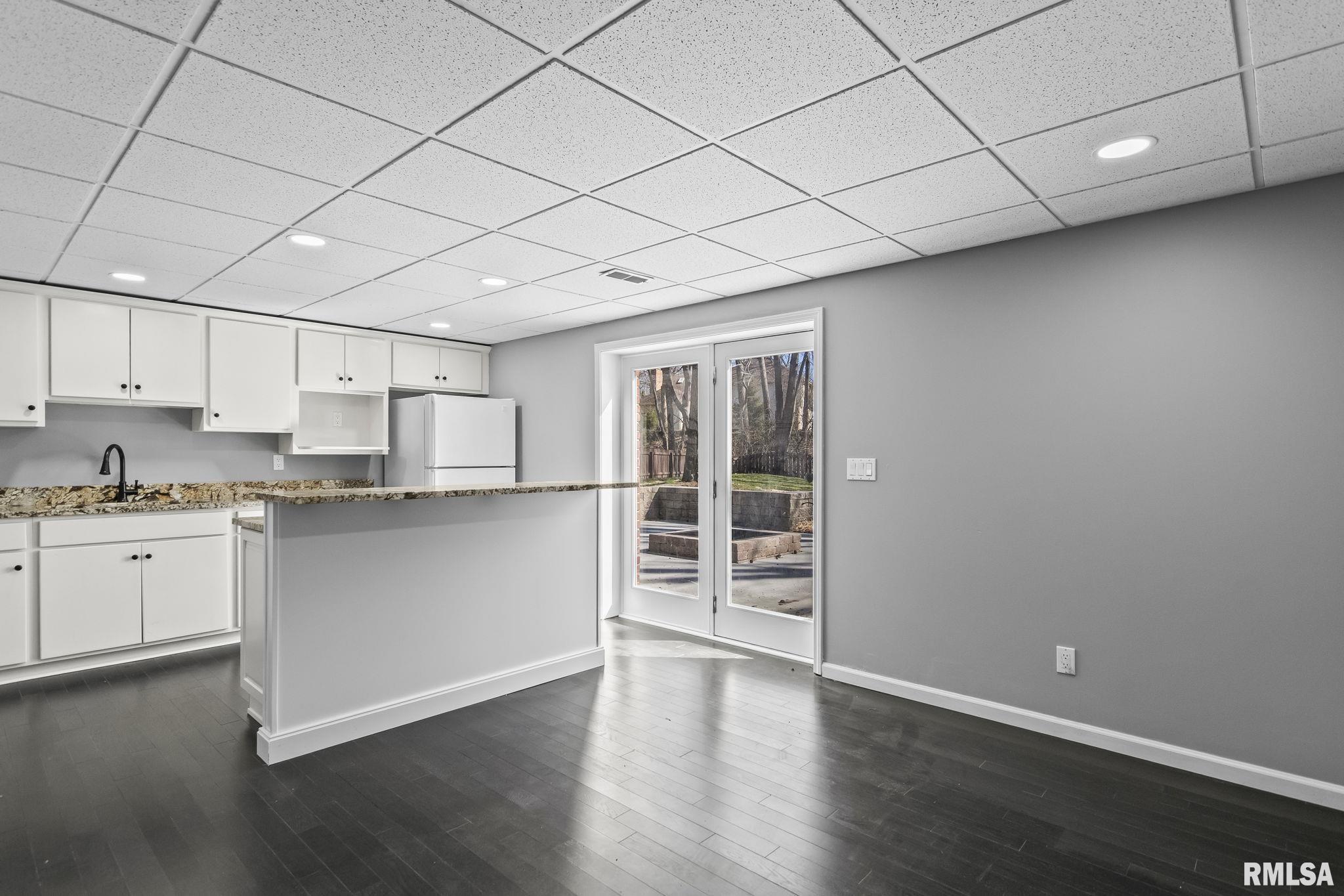 804 Fairfax Court Springfield, IL 62702 - Photo 41 of 61