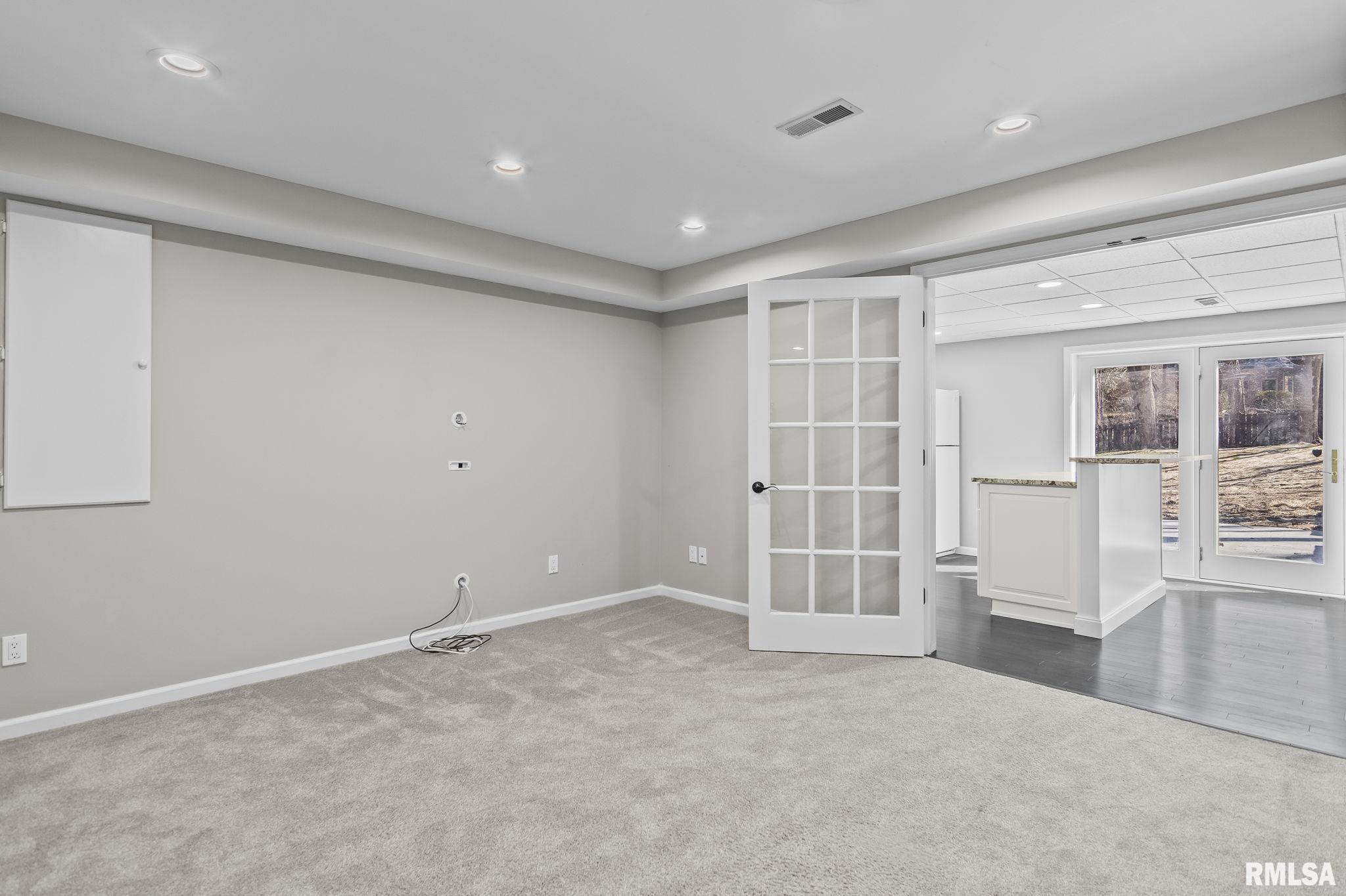 804 Fairfax Court Springfield, IL 62702 - Photo 44 of 61