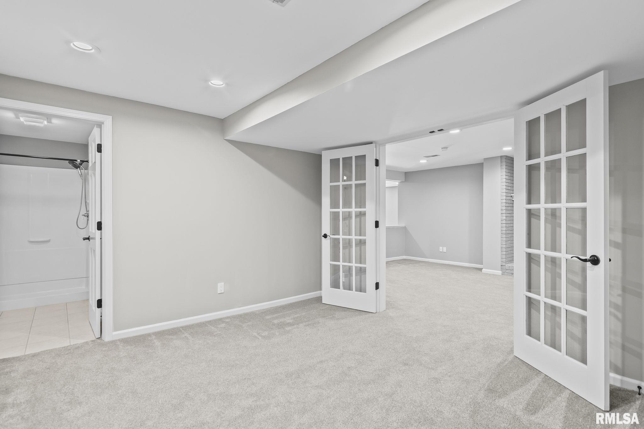 804 Fairfax Court Springfield, IL 62702 - Photo 47 of 61