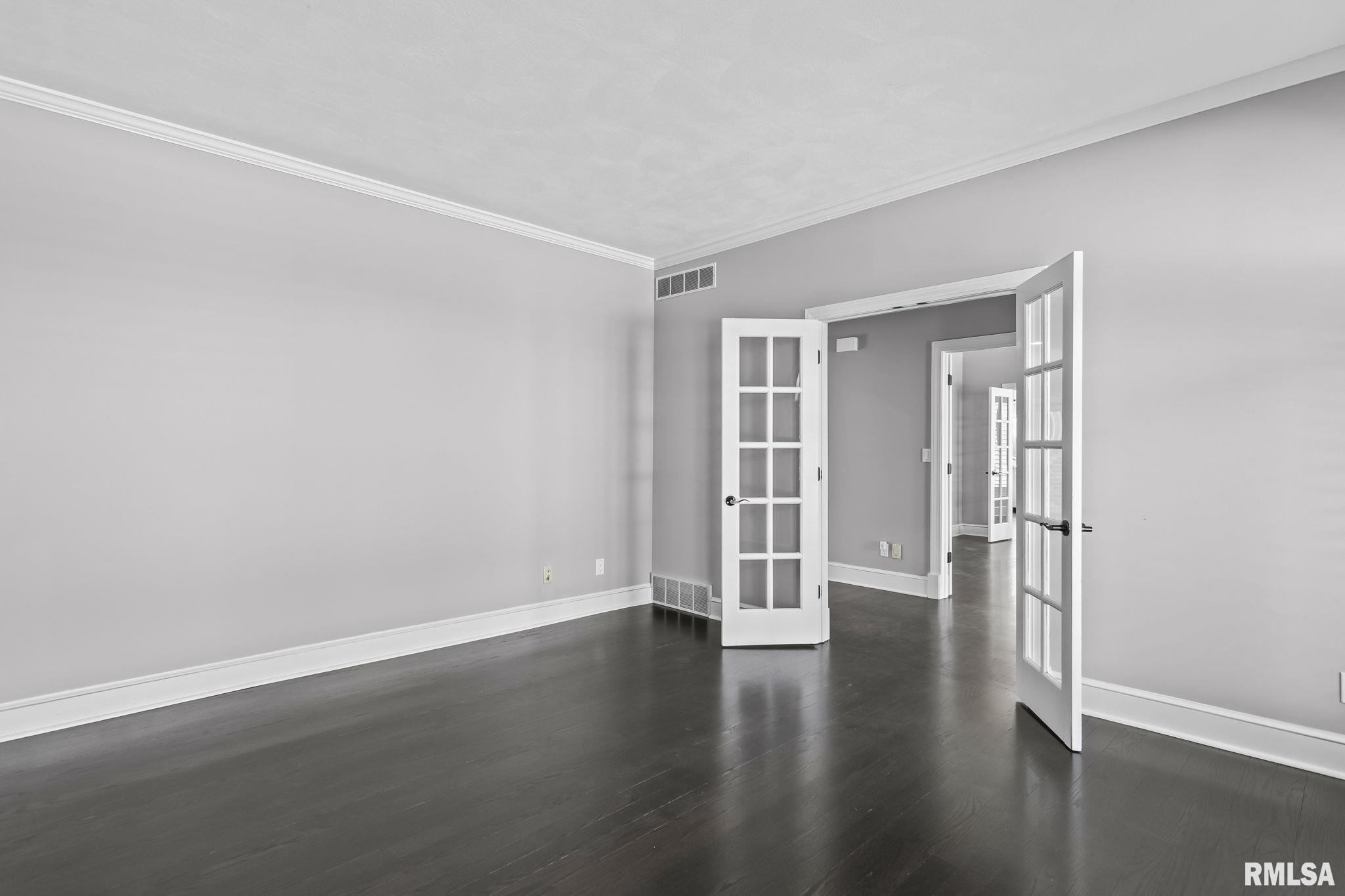 804 Fairfax Court Springfield, IL 62702 - Photo 10 of 61