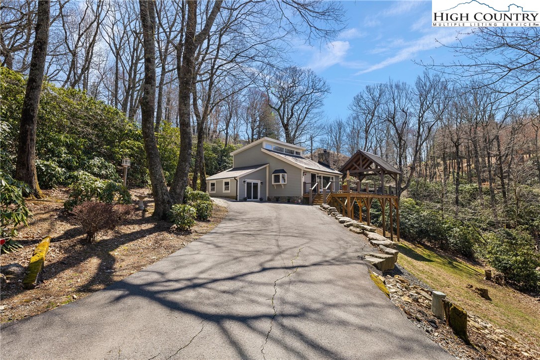 298 Tree Top Ridge Lane Boone, NC 28607 - Photo 29 of 35 Gallery Image 29