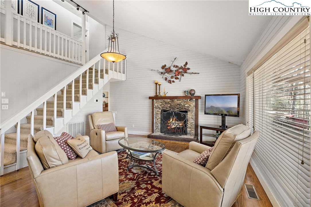 298 Tree Top Ridge Lane Boone, NC 28607 - Photo 5 of 35 Gallery Image 5