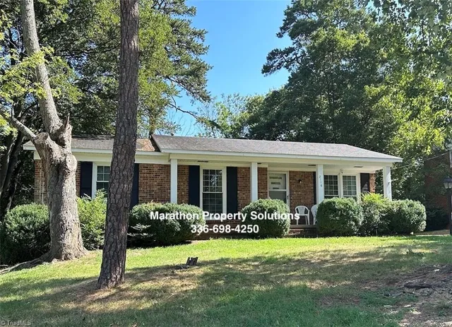 $1,250 | 2116 Cheltenham Boulevard, Greensboro, NC 27407